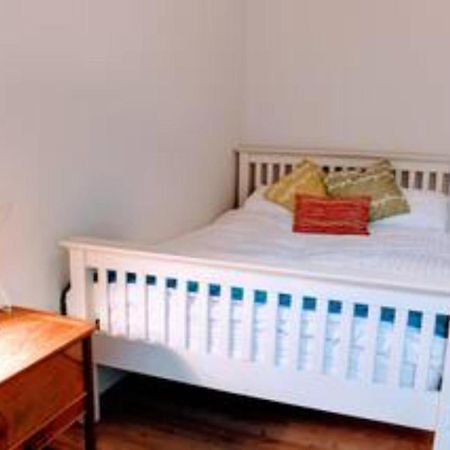 Bright Modern Arthurs Seat 2 Bedroom Apartment Эдинбург Экстерьер фото